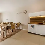 Aparthotel Rosa 3*